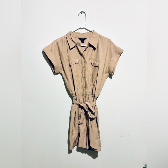Women's Simply Vera Vera Wang Belted Utility Romper Size S Tan Safari - Picture 5 of 7